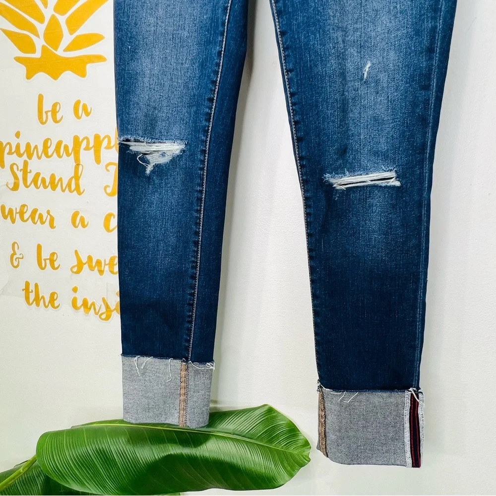 JOE’S JEANS “The Charlie” High Rise Cropped Cuff Denim Jean Size 26